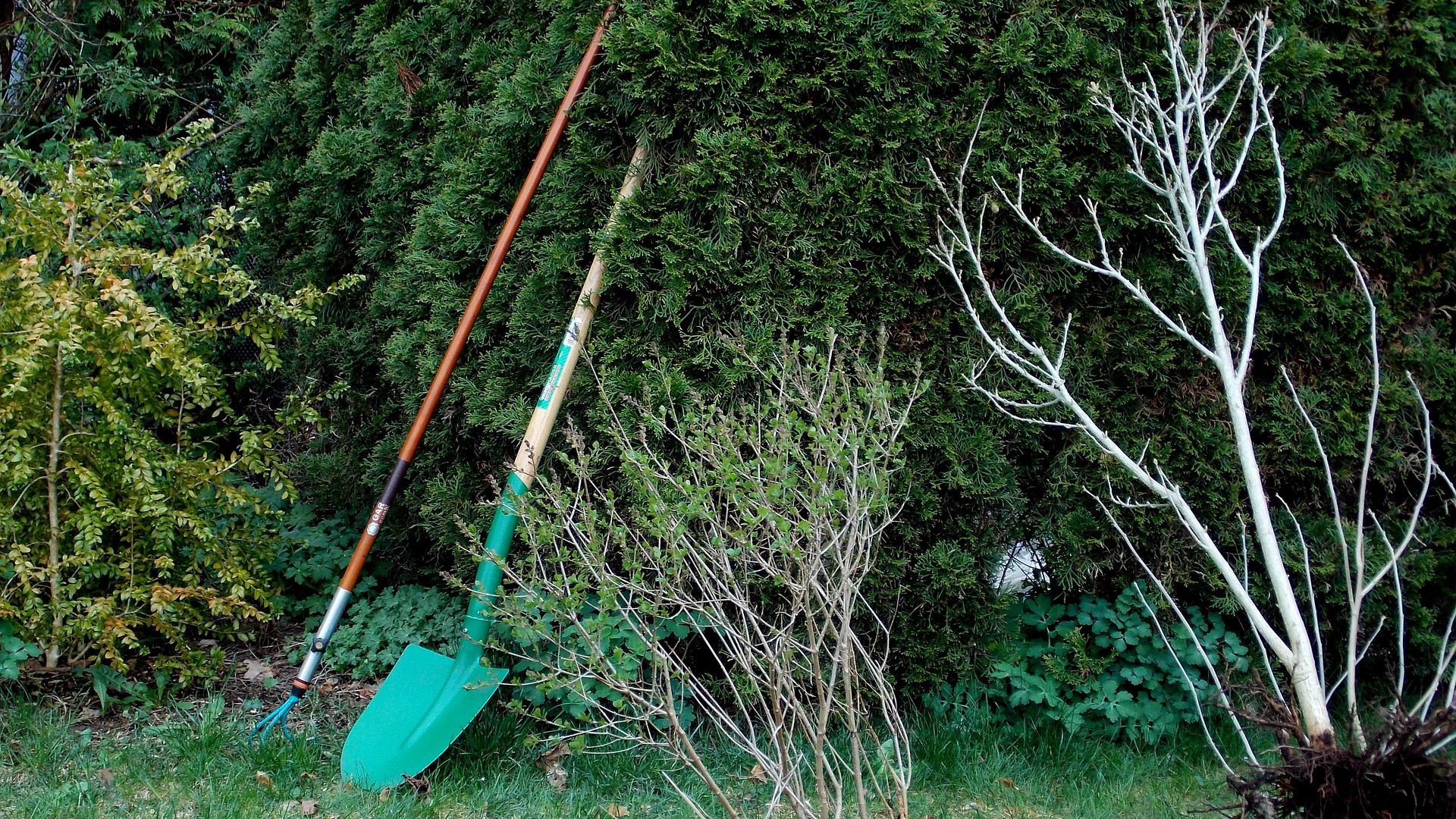 Как сделать чудо-лопату и быстро вскопать огород