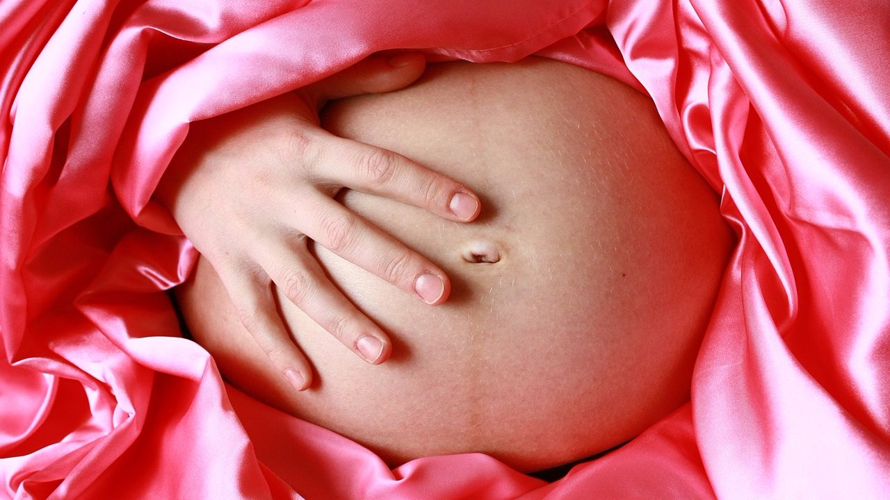 Как питаться во время беременности с пользой для малыша и фигуры