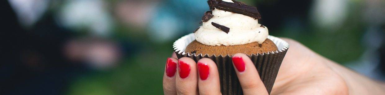 chocolate-cupcake-993327_1280