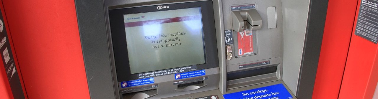 Что делать, если банкомат зажевал деньги