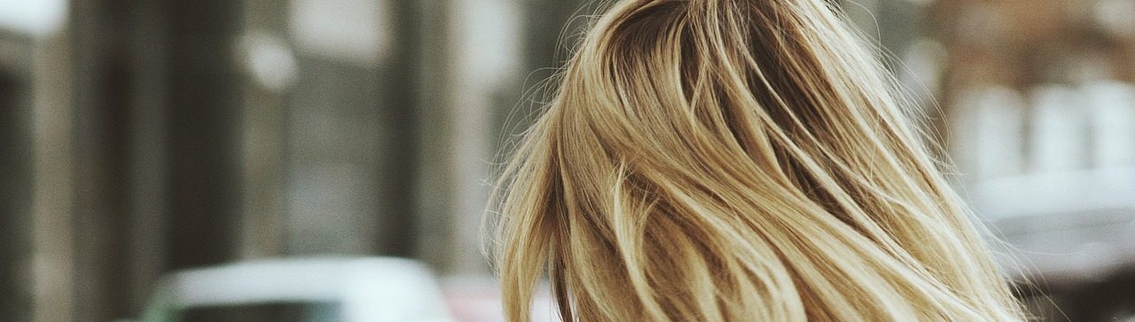 Ранняя седина: как предотвратить и сохранить цвет волос