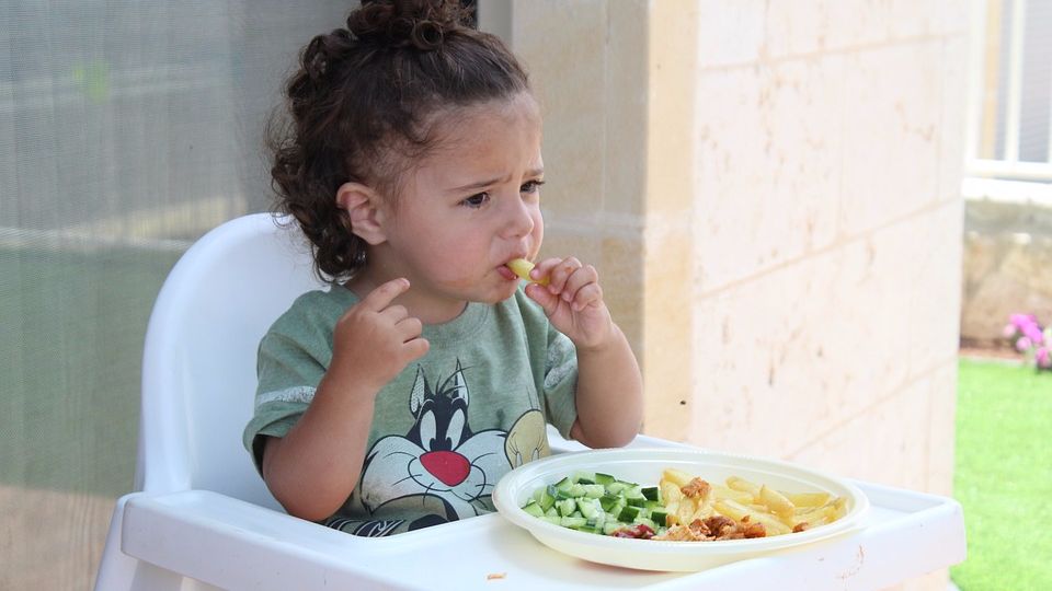 Как и с чего начинать прикорм малыша: самые полезные овощи для ребенка