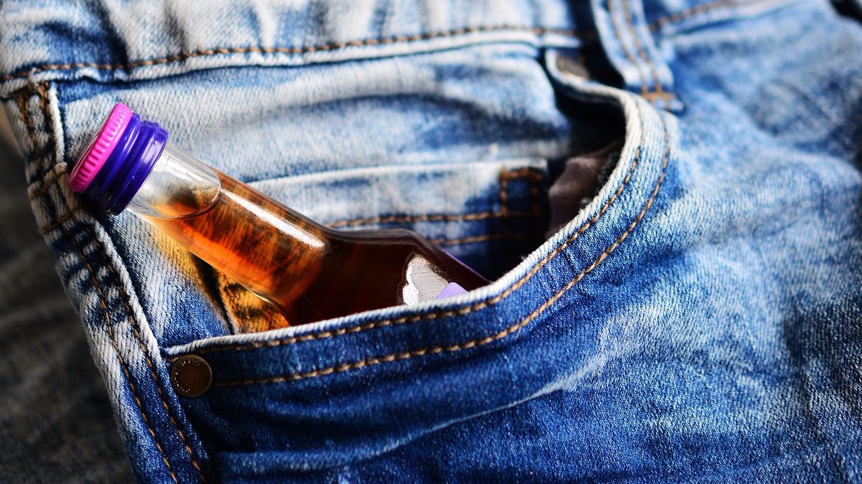 Что такое алкоголизм и как его лечить: методы западной и восточной медицины