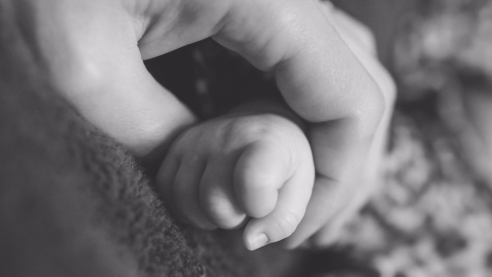 Гипертонус у новорожденного ребенка – норма или патология