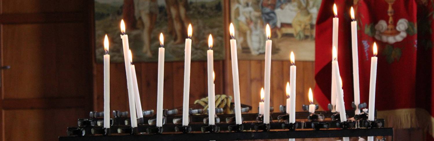 church-candles-1293640_1920