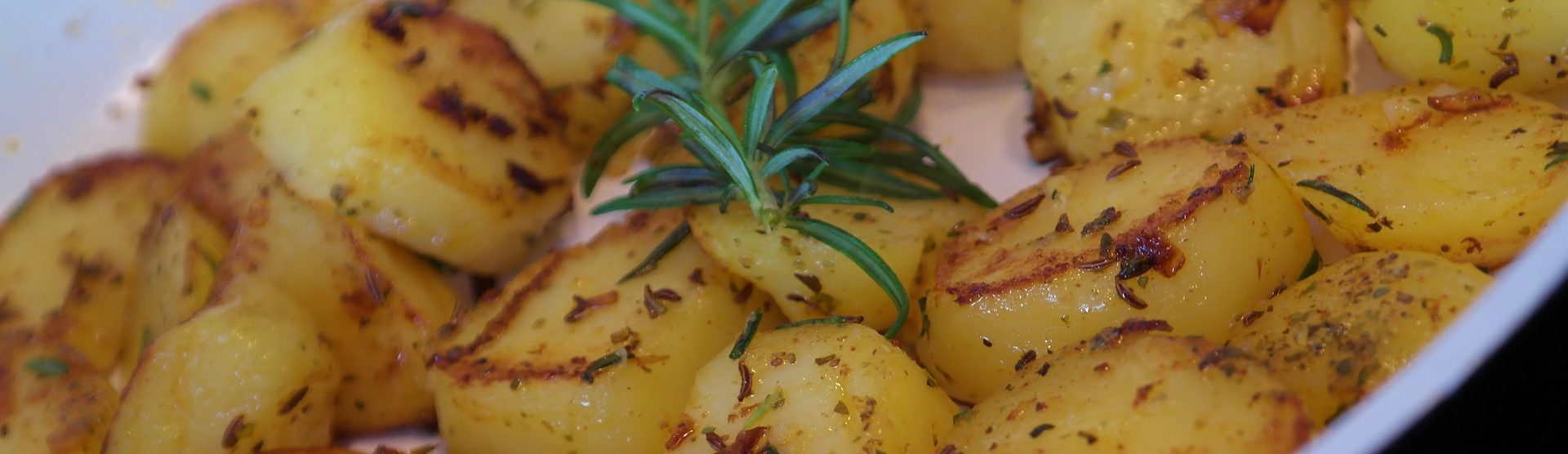Как пожарить картошку правильно с хрустящей корочкой