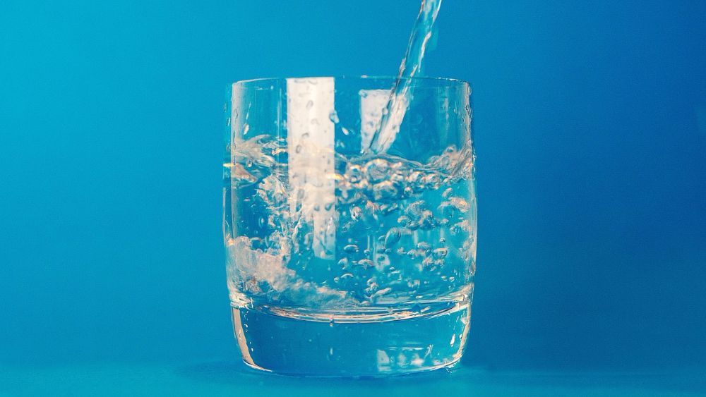 Можно ли пить дистиллированную воду из автомагазина